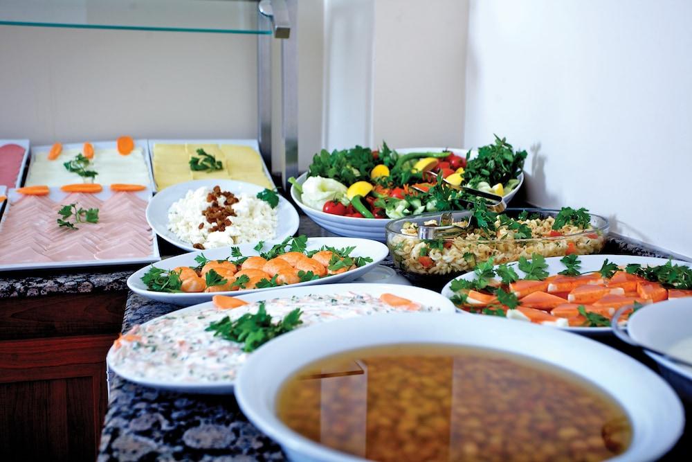 Grand Anatolia Hotel อิสตันบูล ภายนอก รูปภาพ
