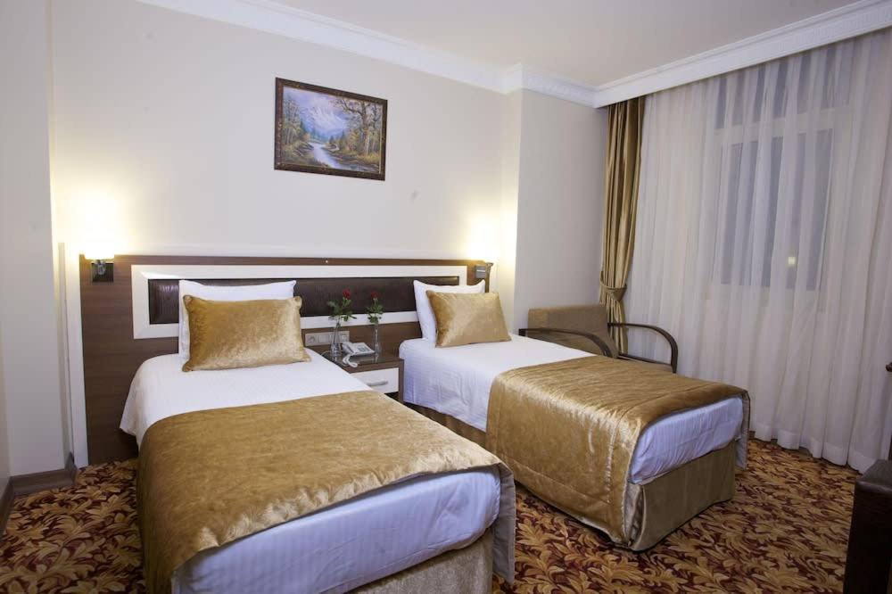 Grand Anatolia Hotel อิสตันบูล ภายนอก รูปภาพ